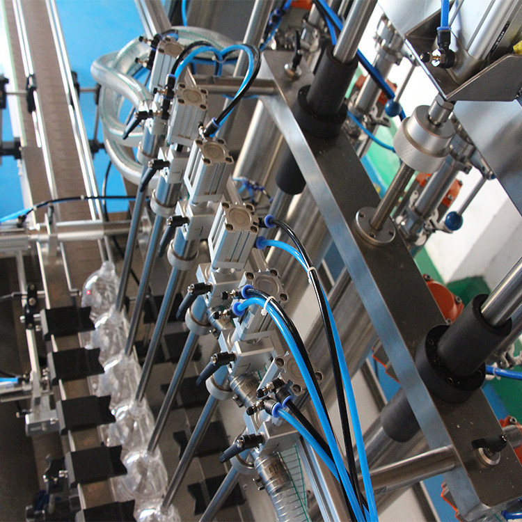 చమురు నింపే యంత్రం